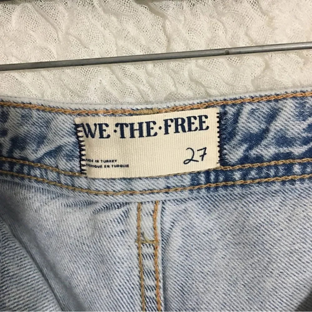 Free People- We The Free Izzy Flare Jeans Size 27